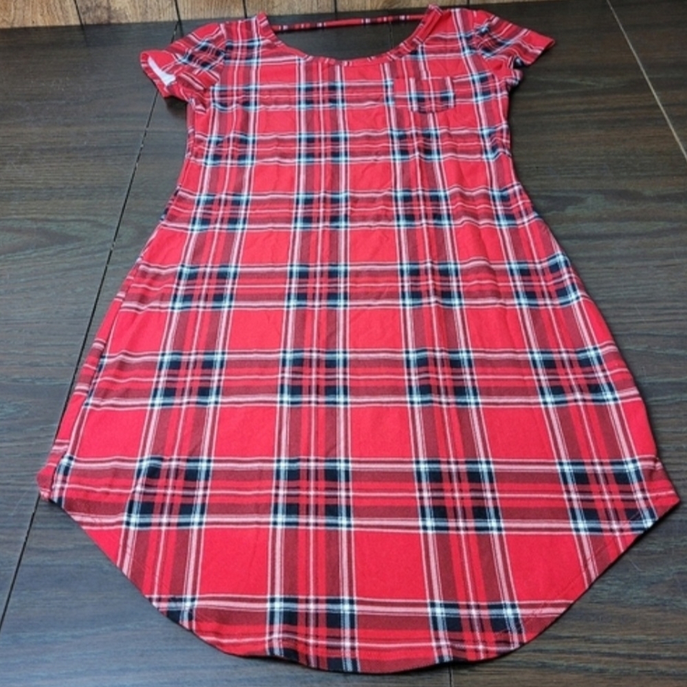 No Boundaries Red Plaid Short Sleeve Tunic Dress Medium